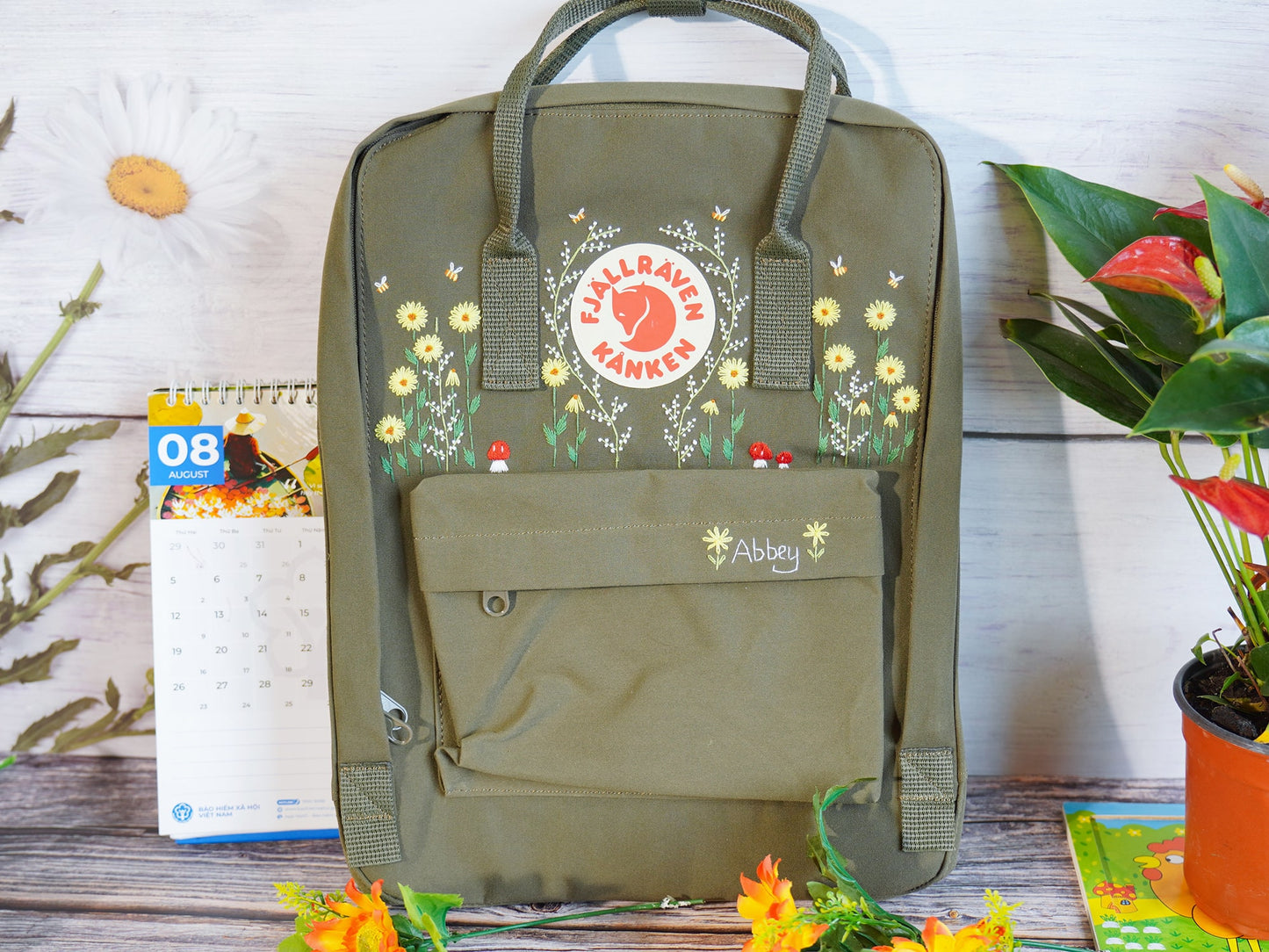 Fjallraven Kanken Backpack with Embroidered Flowers - Personalized Embroidered Backpack - Custom Bag for Women