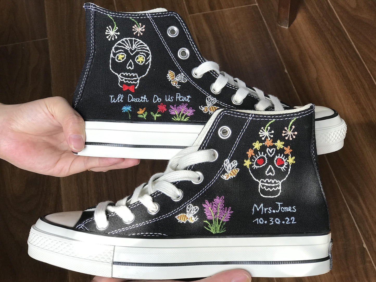 Custom Skull Embroidered Converse Shoes/ Custom Skull Embroidered Converse