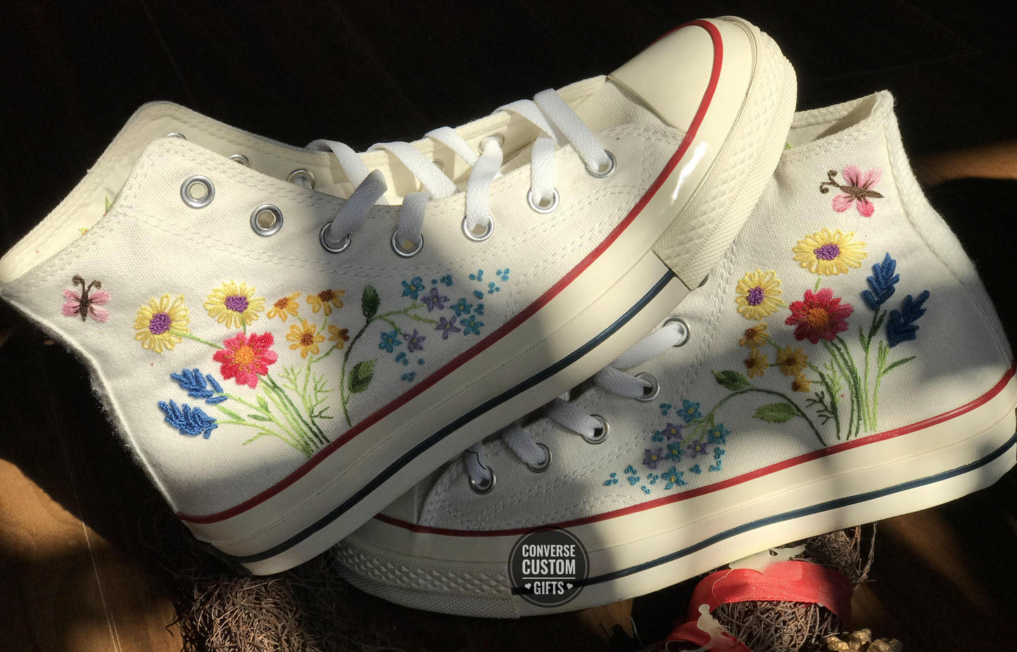 Embroidered converse/ Custom converse Chuck Taylor embroidered flower