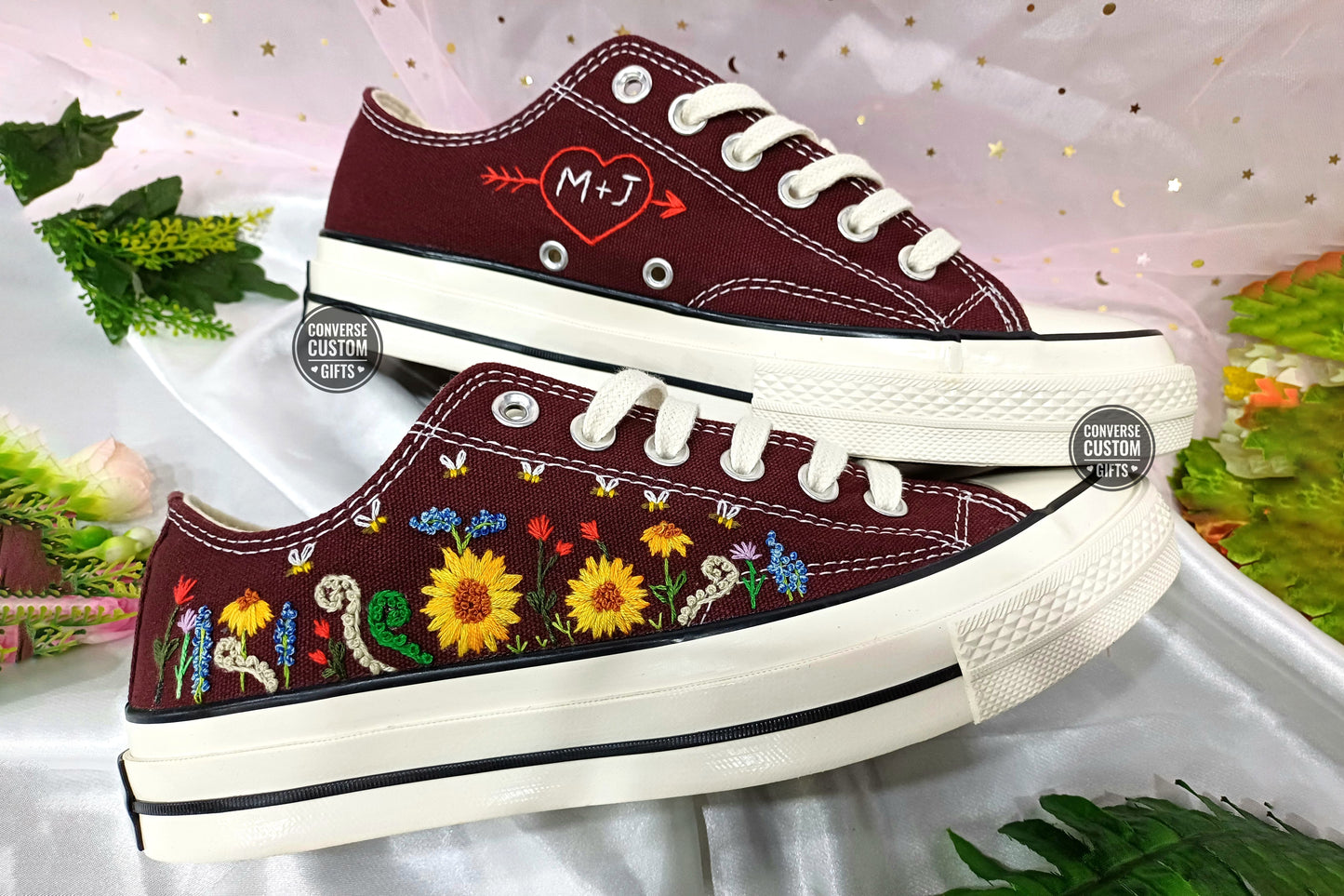 Custom Embroidered Converse low-top/ Converse Chuck Taylor embroidered with sunflowers