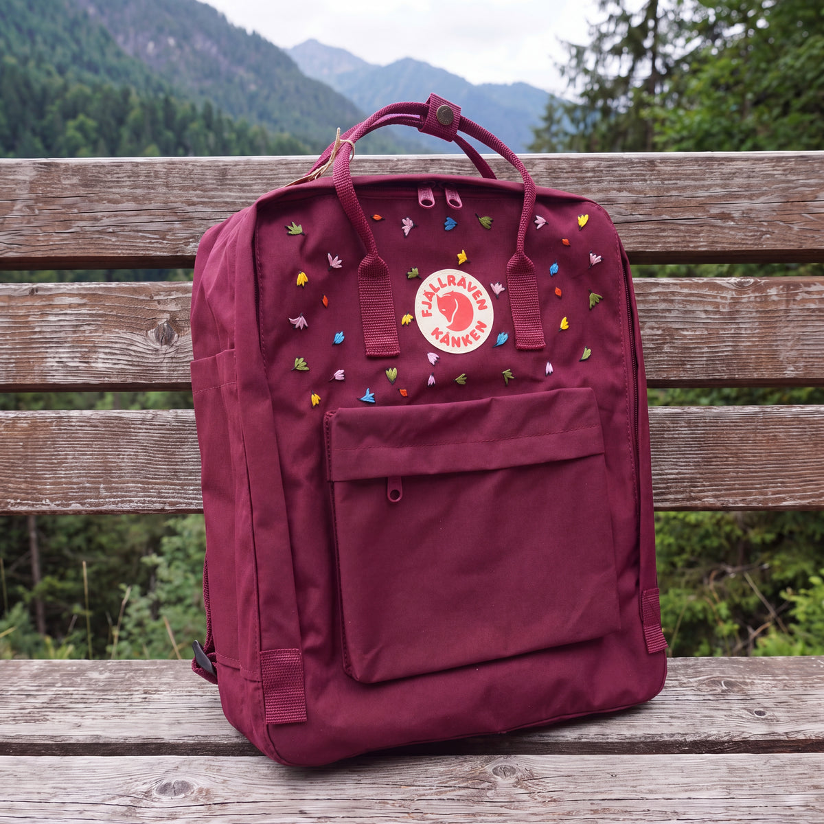 Fjallraven Kanken Hand Embroidered Heartstopper Leaf Backpack | Colorful Falling Leaves Bag | Cute Minimal Backpack | Fan Gift