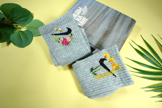 Handmade flower embroidery socks