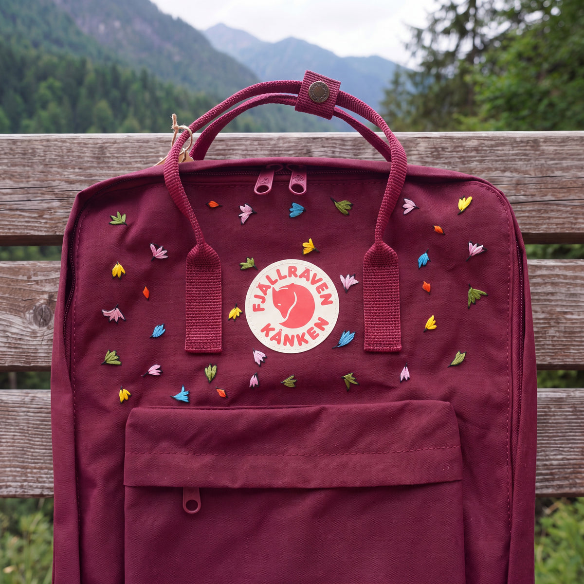 Fjallraven Kanken Hand Embroidered Heartstopper Leaf Backpack | Colorful Falling Leaves Bag | Cute Minimal Backpack | Fan Gift