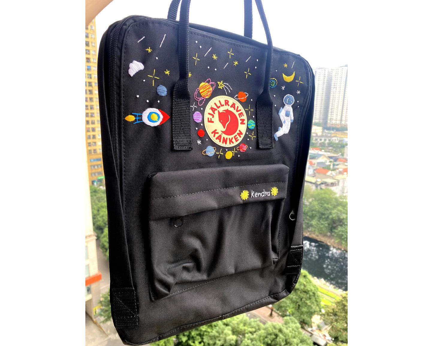 Fjallraven Kanken Backpack with Planet and Astronaut Embroidery –  Personalized Embroidered Backpack - Custom Bag for Women