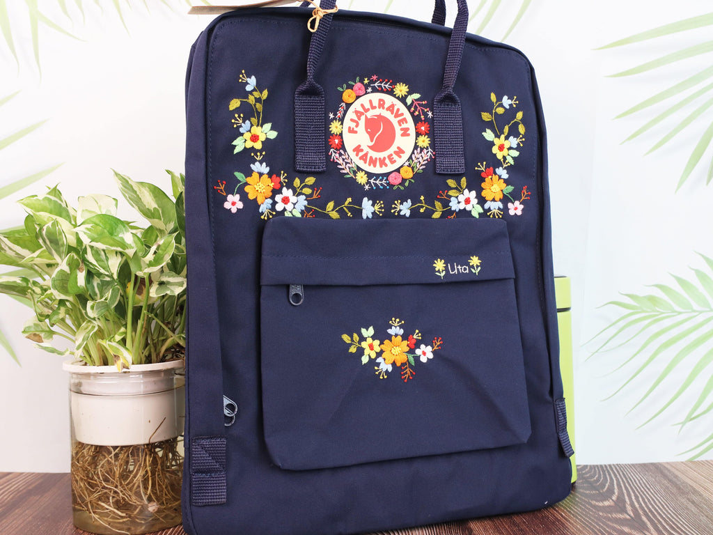  Hand embroidery on fjallraven kanken backpack with flowers 