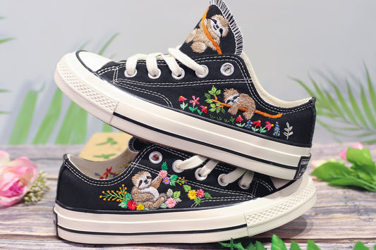 Embroidered sloth on Converse Chuck 70 Low-Top shoes/ Embroidered sloth Converse