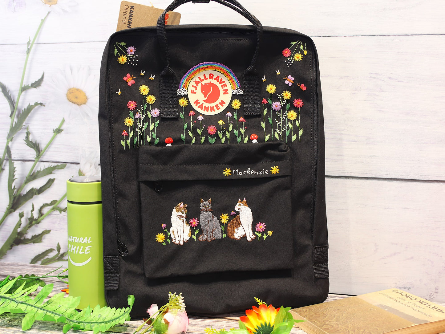 Fjallraven Kanken backpack with embroidered cat/ Fjallraven kanken backpack embroidered cat design/ Custom embroidered cat design