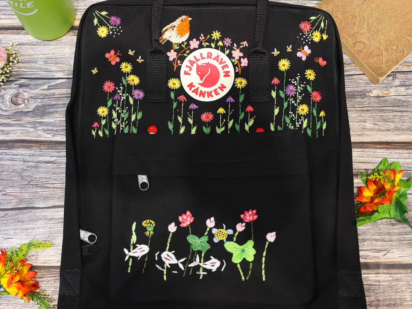 Fjallraven Kanken backpack with embroidered bird/ Fjallraven kanken backpack embroidered bird design/ Custom embroidered bird design