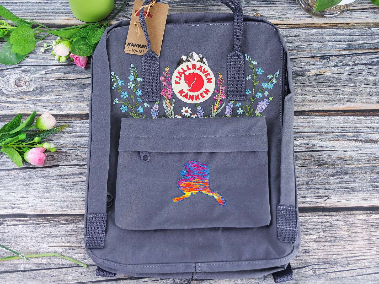 Fjallraven kanken backpack embroidered Alaska flower/ Fjallraven Kanken backpack embroidered with Alaska flower, lupine, forget me knot