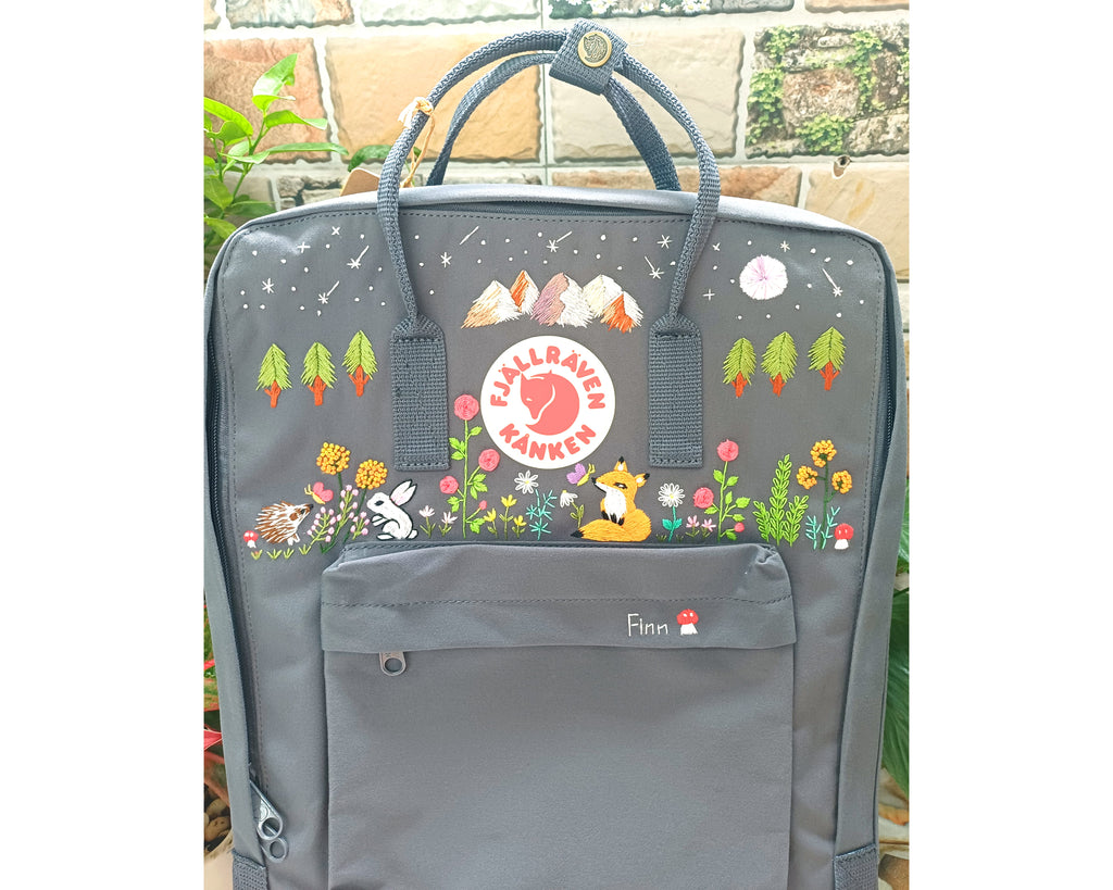  Custom Fjallraven Kanken Backpack – Night Sky & Forest Animals Embroidery - Personalized Embroidered Backpack - Custom Bag for Women 