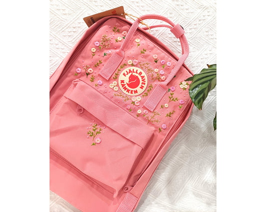 Embroidered Fjallraven Kanken – Adorable Rose Garden Design - Personalized Embroidered Backpack - Custom Bag for Women