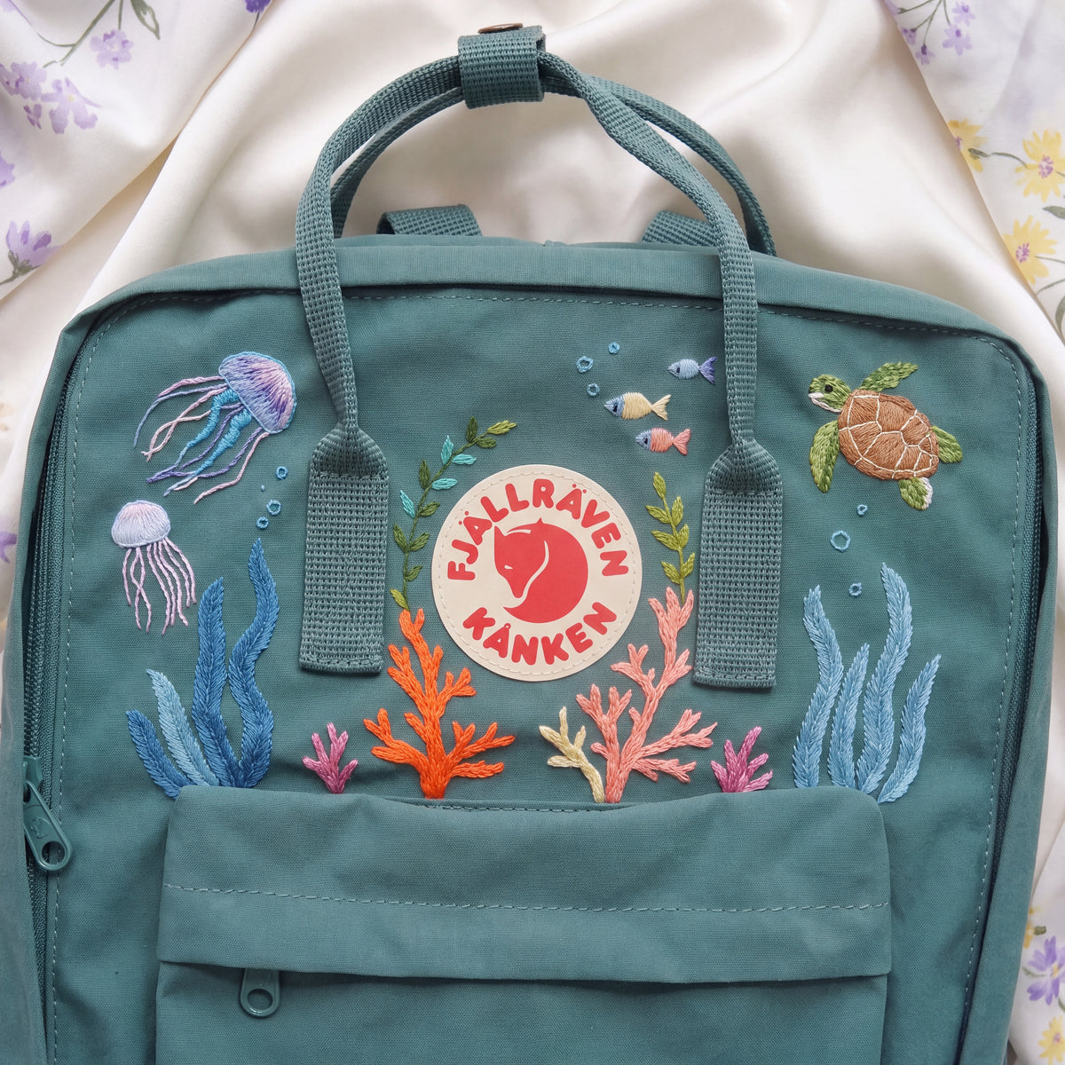 Fjällräven Kanken Regenbogen Bunter Gänseblümchen Bestickter Rucksack