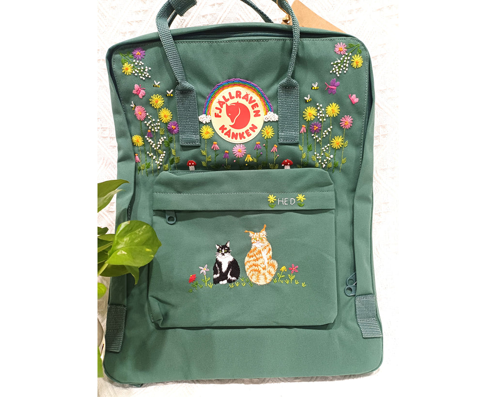  Personalized Fjallraven Kanken Backpack with Cats and Pet Embroidery - Personalized Embroidered Backpack - Custom Bag for Women 