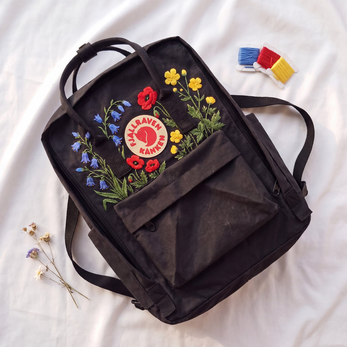 Hand Embroidered Fjallraven Kanken Backpack, Wildflower Floral Backpack, Poppy Flower Kanken Bag, Custom Embroidered Backpack