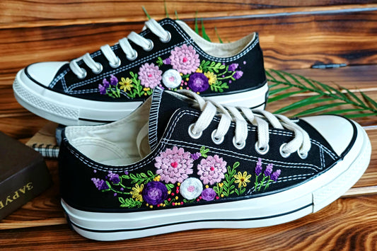 Floral embroidery design on Converse low-top shoes, Converse low-top embroidered