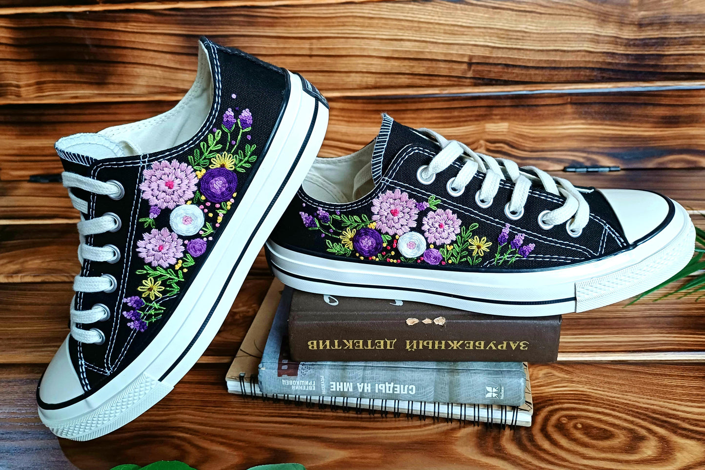 Floral embroidery design on Converse low-top shoes, Converse low-top embroidered