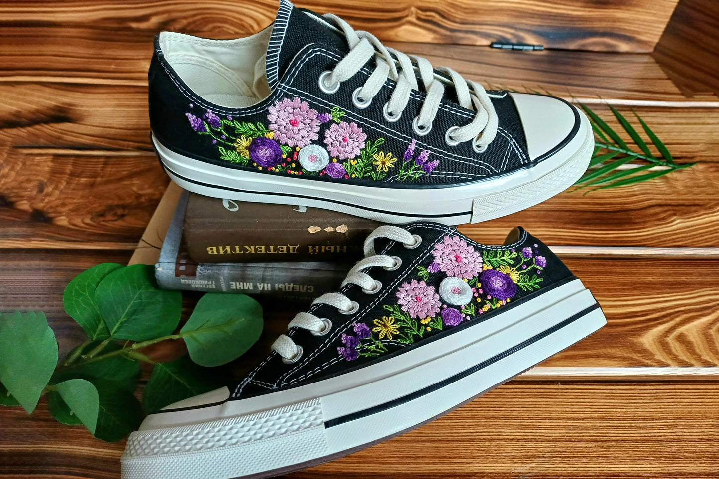 Floral embroidery design on Converse low-top shoes, Converse low-top embroidered