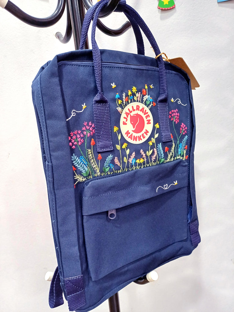  Fjallraven Kanken Backpack with Embroidered Dandelions and Bees - Personalized Embroidered Backpack - Custom Bag for Women 