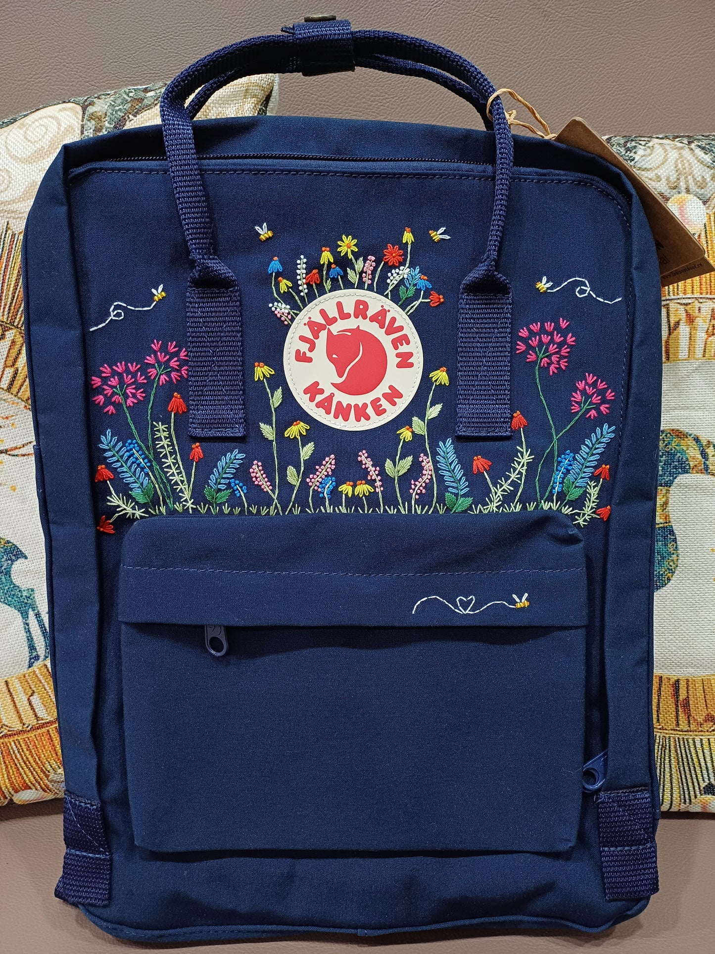 Fjallraven Kanken Backpack with Embroidered Dandelions and Bees - Personalized Embroidered Backpack - Custom Bag for Women