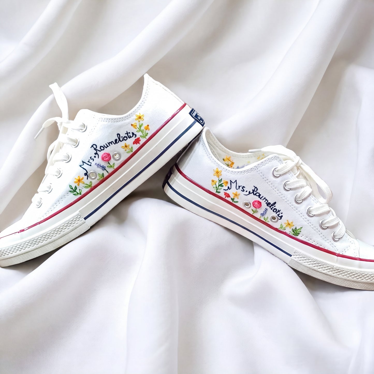 Hand Embroidered White Low Top Converse Sneakers | Personalized Custom Cat Canvas Shoes | Custom Pet Portrait Gift for Cat Lovers