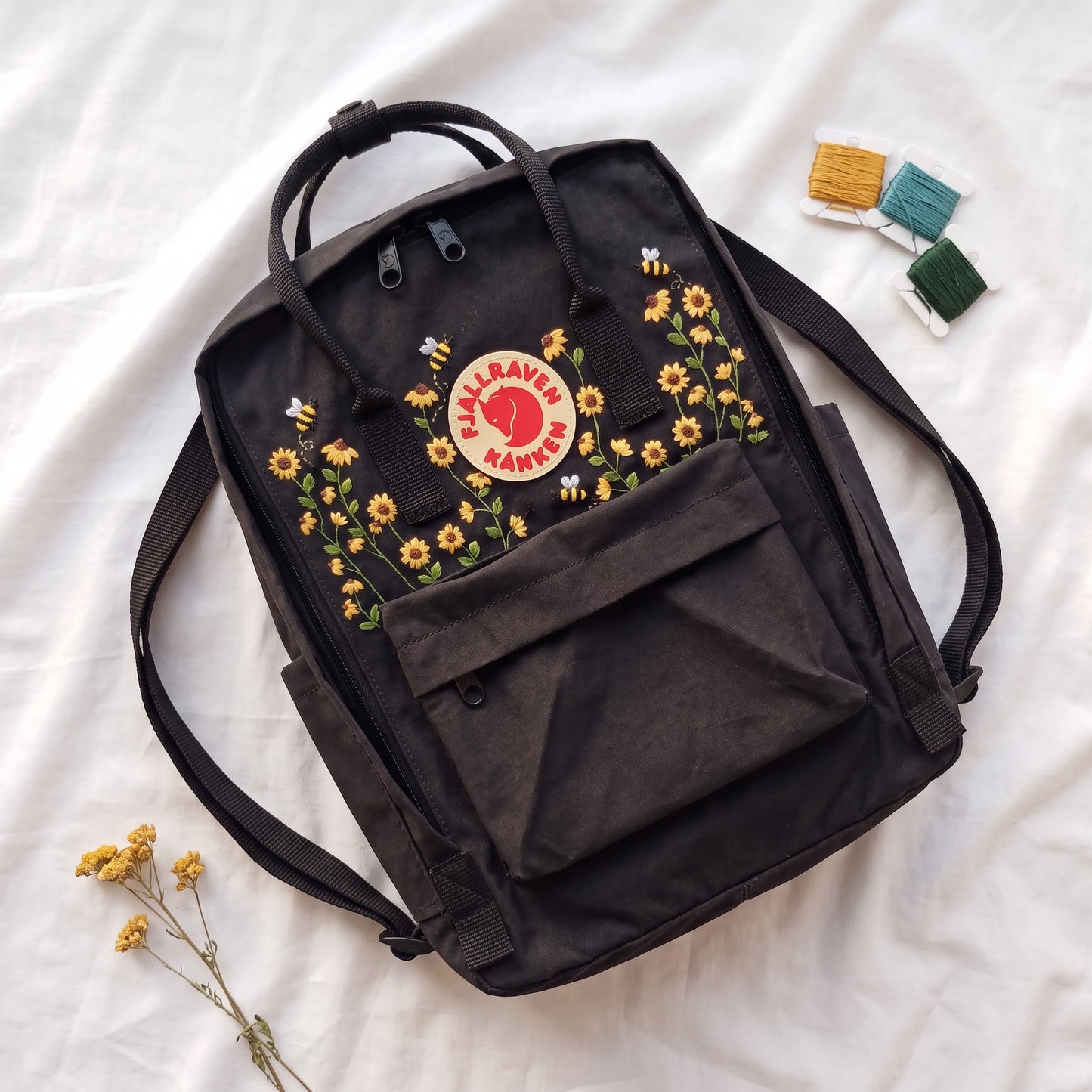 Personalized Fjallraven Kanken Sunflower Backpack | Embroidered Wildflower & Bee Kanken Bag | Handmade Floral Backpack | Garden Lover Gift