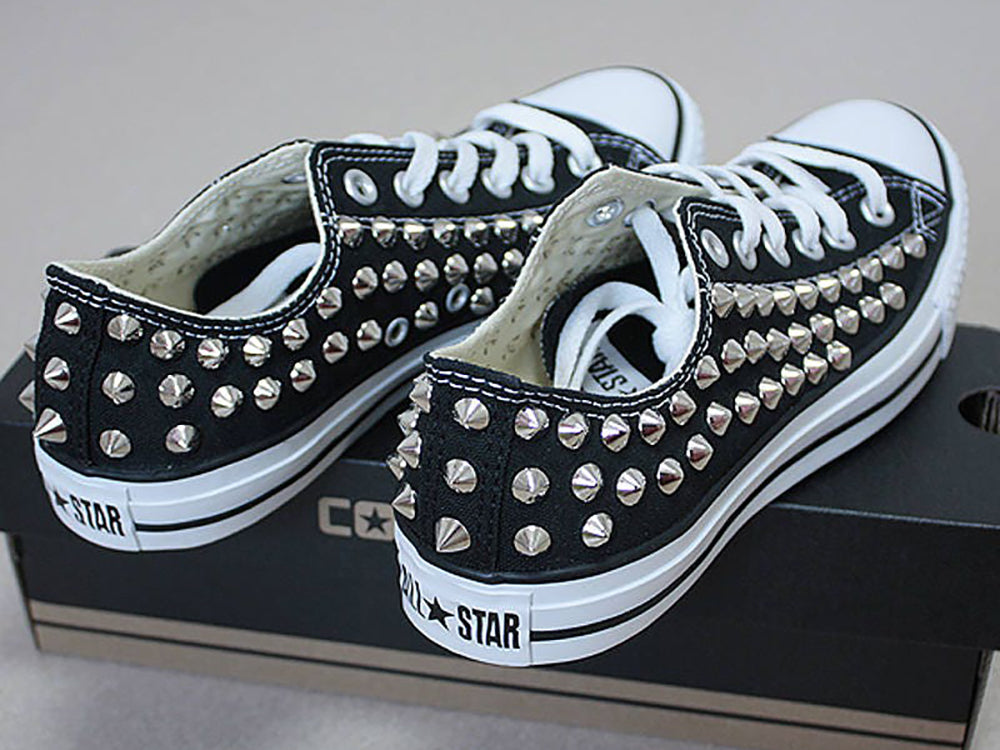 Sneakers with spikes and studs/ Studded converse shoes black low top