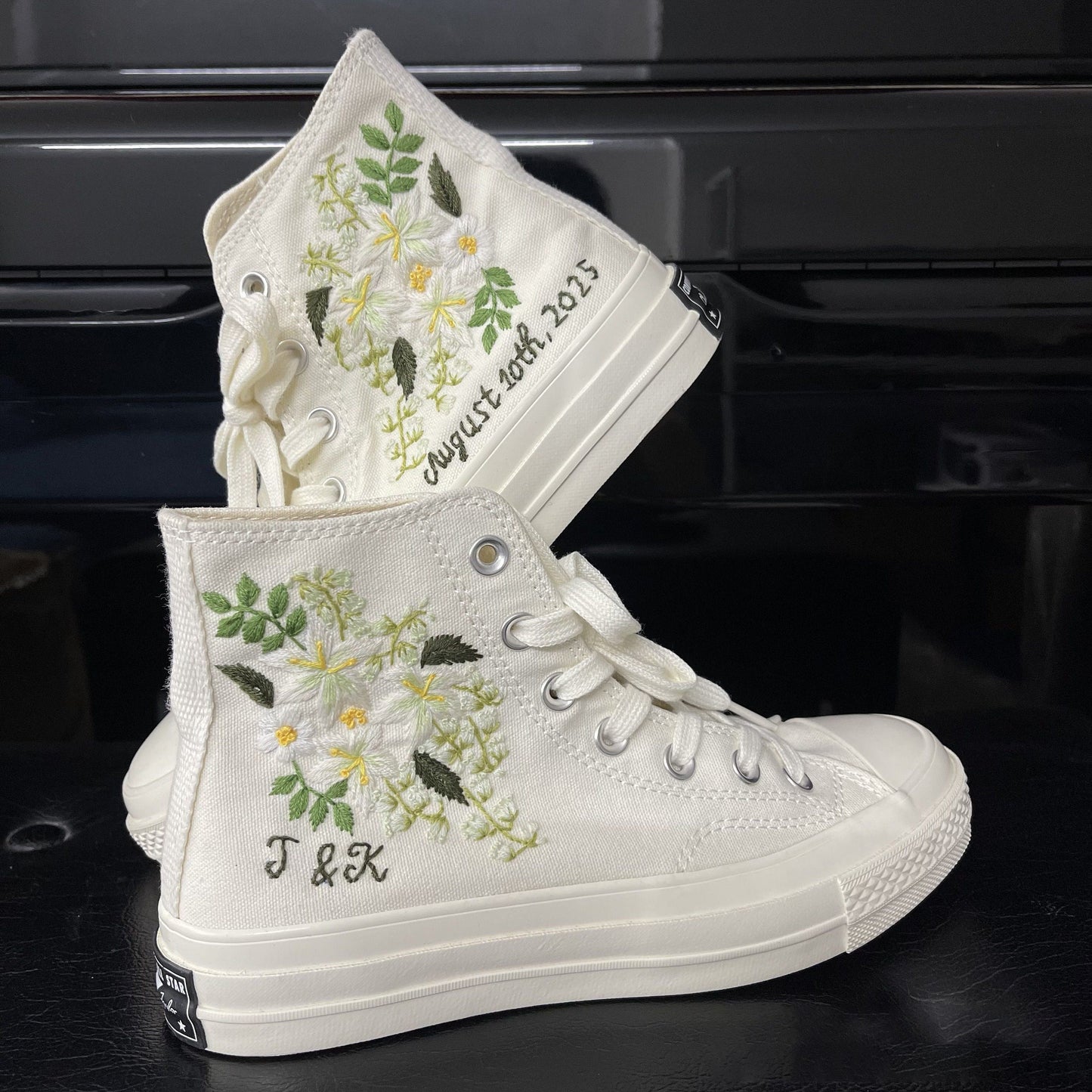 Custom Shoes Taylor 1970s/ Wedding Flowers Embroidered Sneakers/ Bridal Flowers Embroidered Sneakers Lilies Flowers Embroidered Sneakers