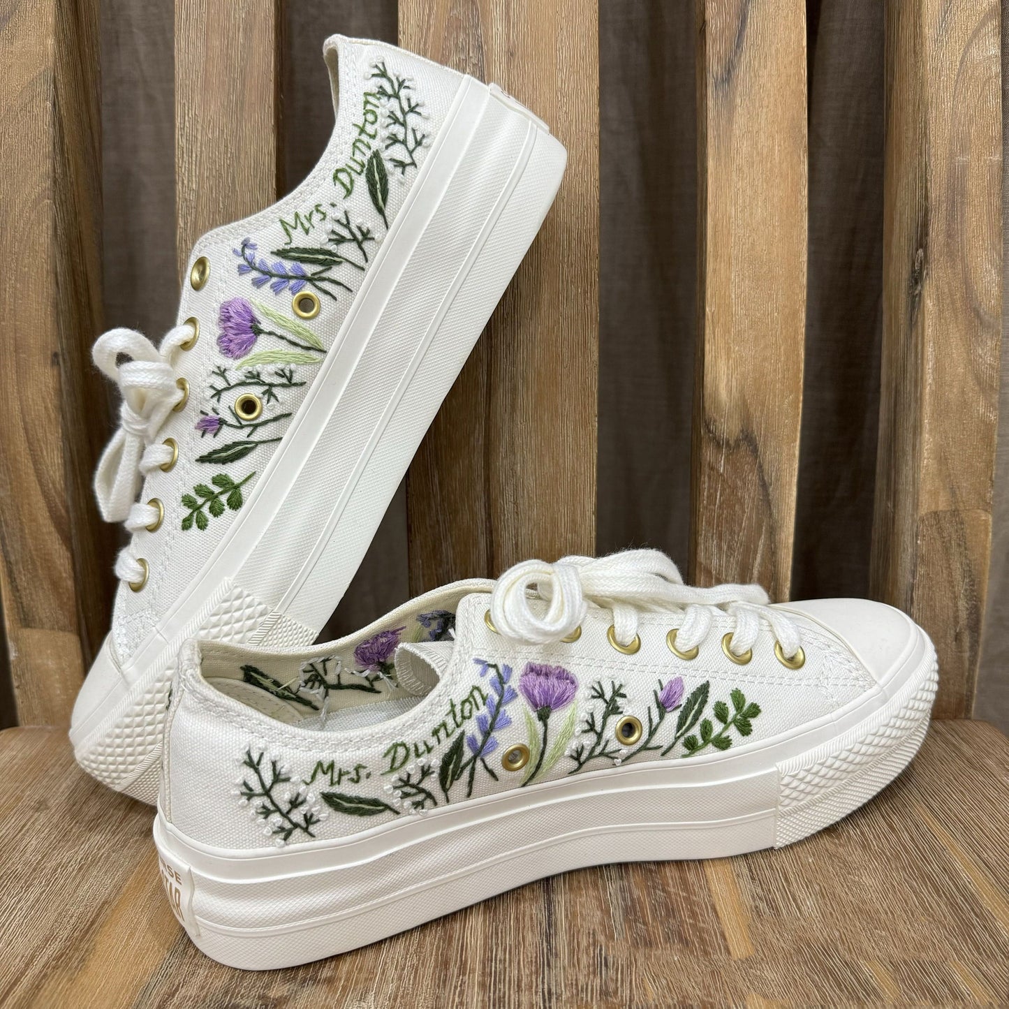 Custom Coverse Platform/ Wedding Flowers Embroidered Converse/ Bridal Flowers Embroidered Sneakers/ Tulips Embroidered Sneakers