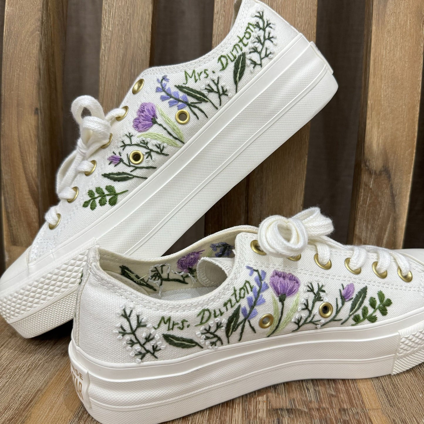 Custom Coverse Platform/ Wedding Flowers Embroidered Converse/ Bridal Flowers Embroidered Sneakers/ Tulips Embroidered Sneakers