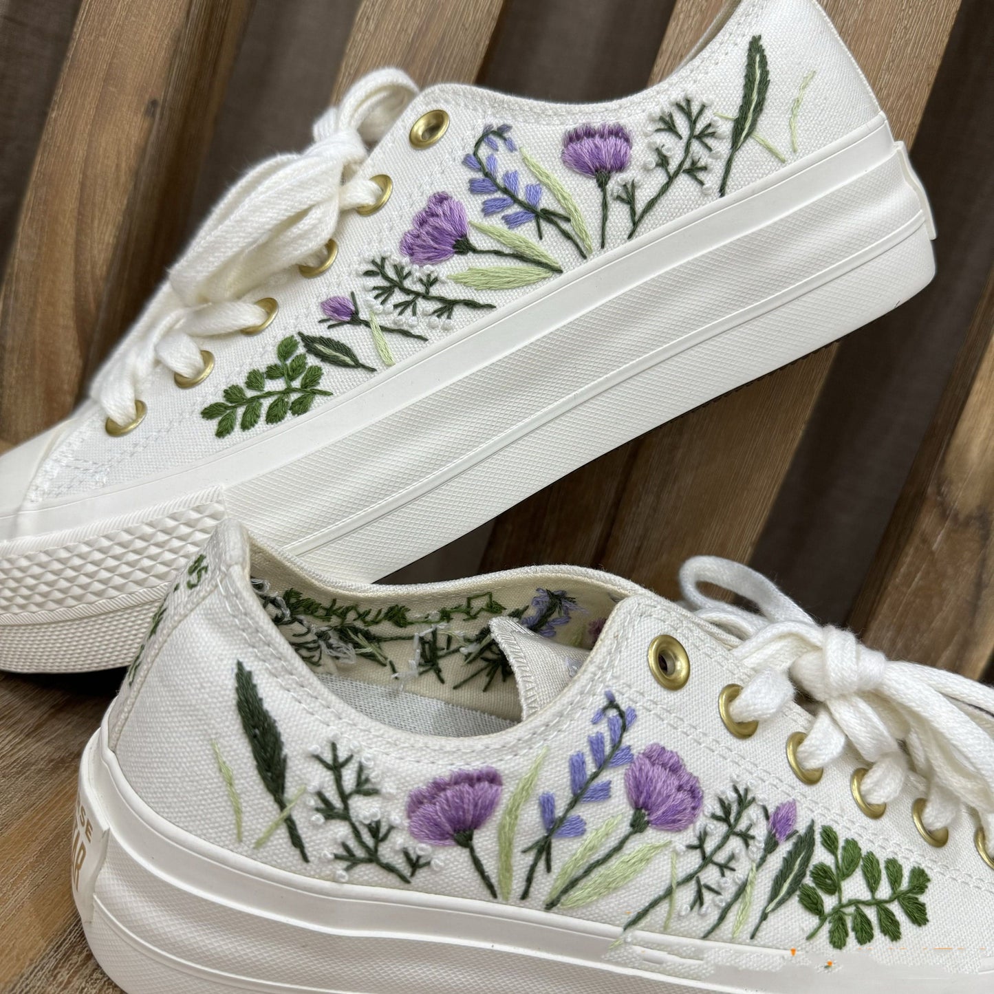 Custom Coverse Platform/ Wedding Flowers Embroidered Converse/ Bridal Flowers Embroidered Sneakers/ Tulips Embroidered Sneakers