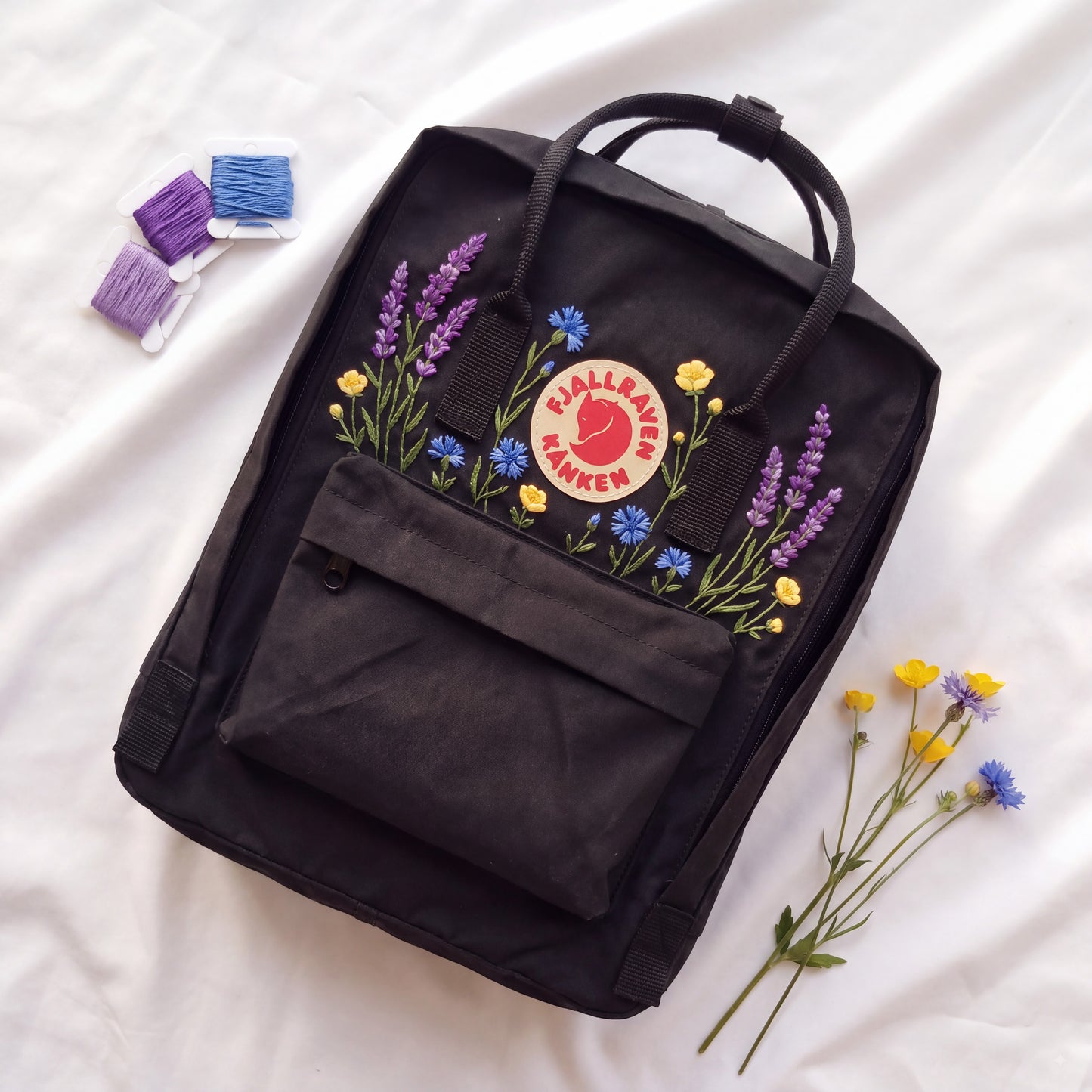 Fjallraven Kanken Backpack Embroidered with Wildflowers, Wildflower Meadow Kanken Backpack, Personalized Custom Kanken Backpack