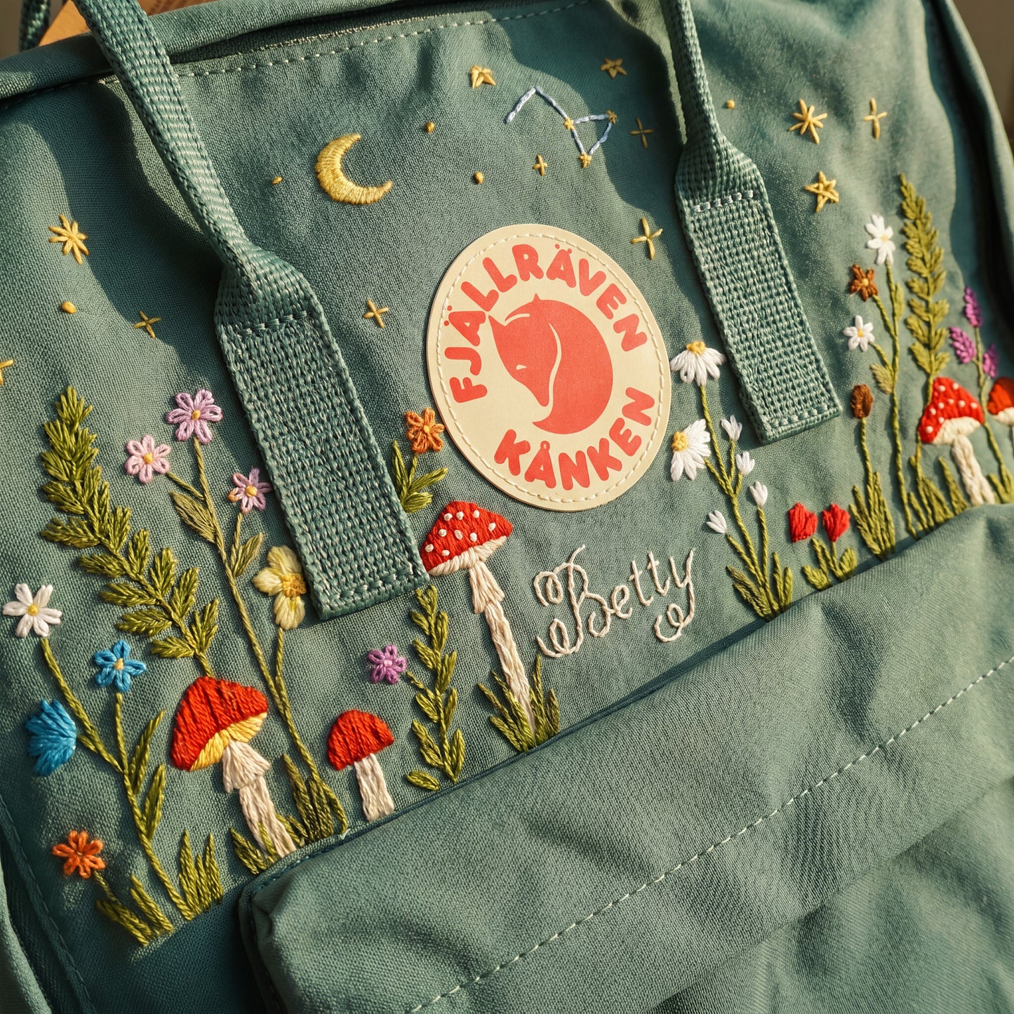 Fjallraven Kanken Backpack Embroidered with Mushrooms and Wildflowers | Mushroom & Floral Design Backpack | Personalized Custom Kanken
