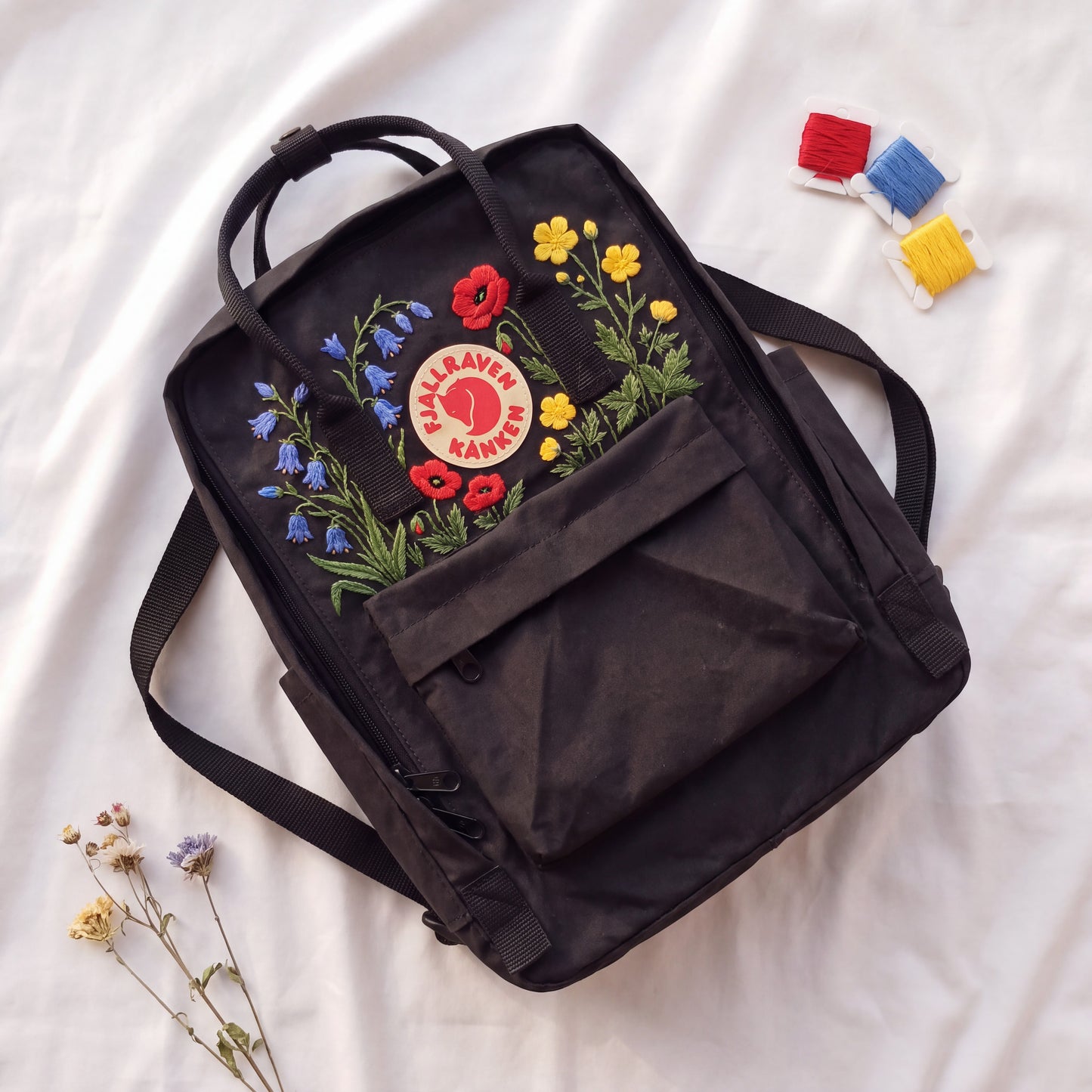 Hand Embroidered Fjallraven Kanken Backpack, Wildflower Floral Backpack, Poppy Flower Kanken Bag, Custom Embroidered Backpack