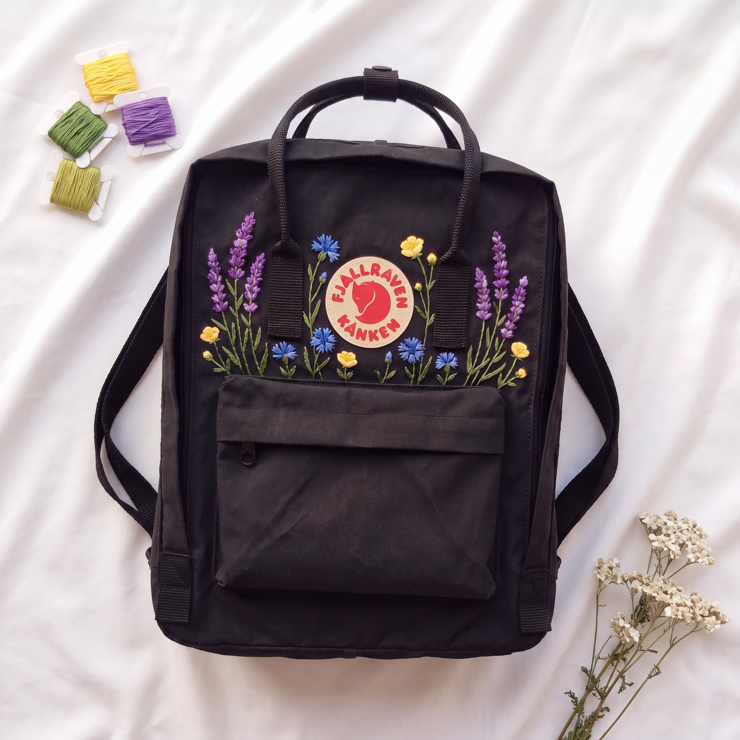 Fjallraven Kanken Backpack Embroidered with Wildflowers, Wildflower Meadow Kanken Backpack, Personalized Custom Kanken Backpack