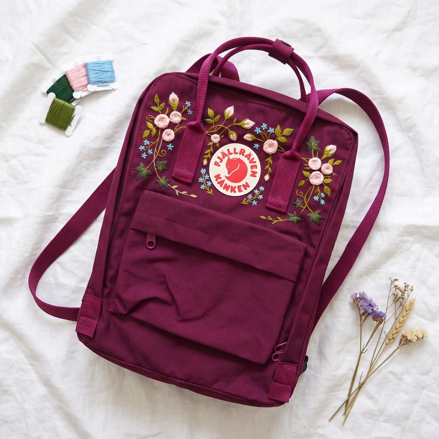 Kanken Fjallraven Backpack with Rose Garden Embroidery | Fjallraven Hand-Embroidered Floral Bag | Handmade Rose Design Backpack| Rose Design