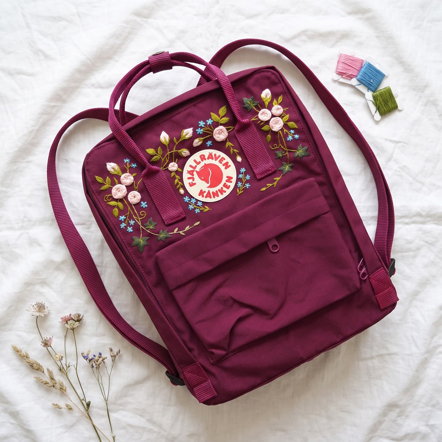 Kanken Fjallraven Backpack with Rose Garden Embroidery | Fjallraven Hand-Embroidered Floral Bag | Handmade Rose Design Backpack| Rose Design