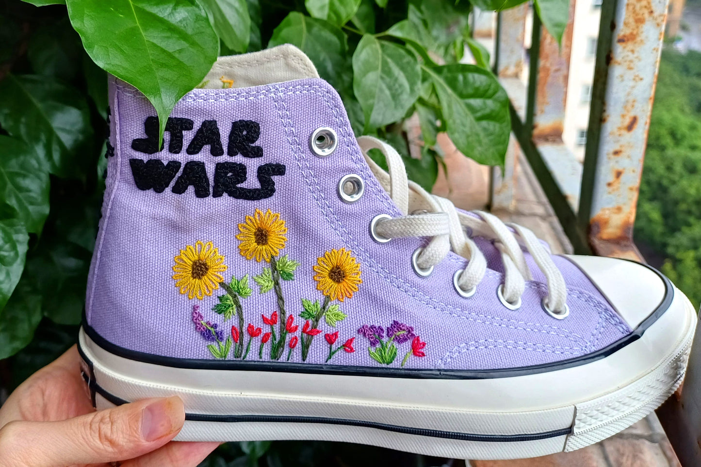 Custom Converse Chuck Taylor Embroidered Star Wars/Converse Chuck Taylor 1970s Custom Floral Embroidery Star Wars