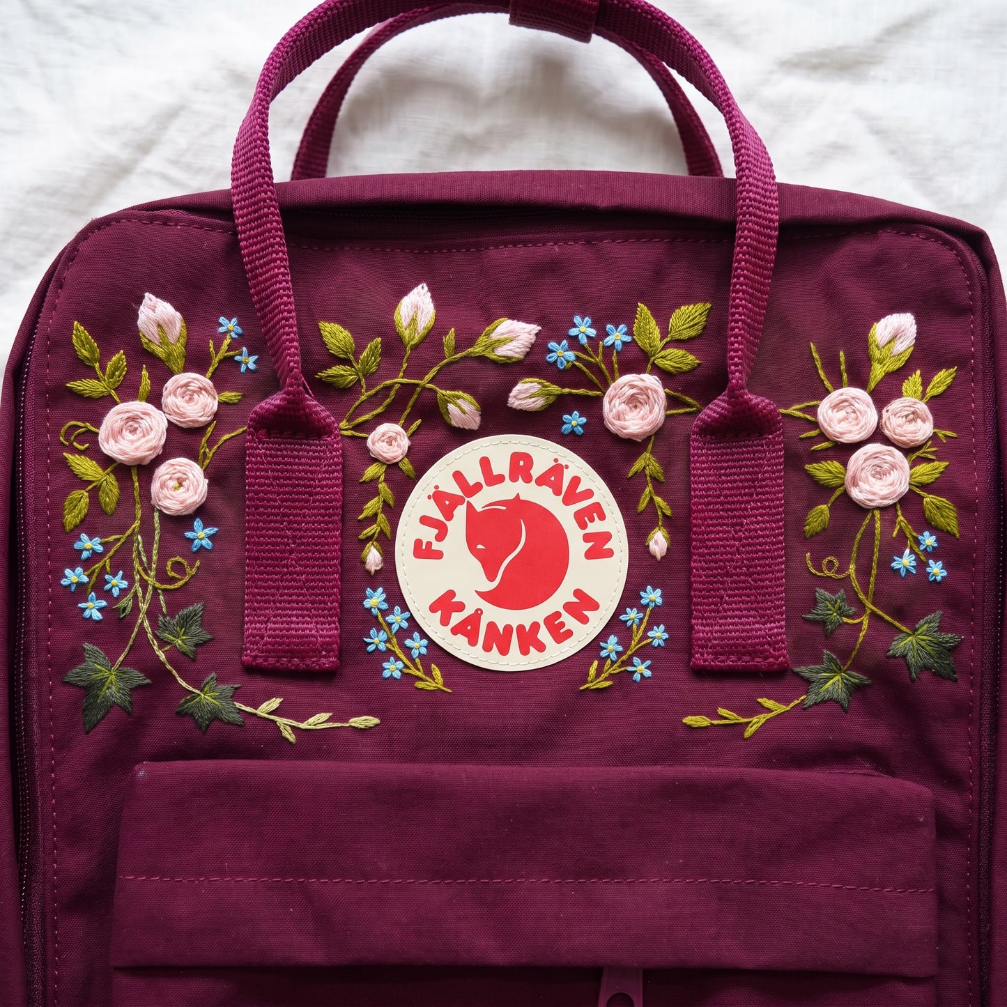 Kanken Fjallraven Backpack with Rose Garden Embroidery | Fjallraven Hand-Embroidered Floral Bag | Handmade Rose Design Backpack| Rose Design